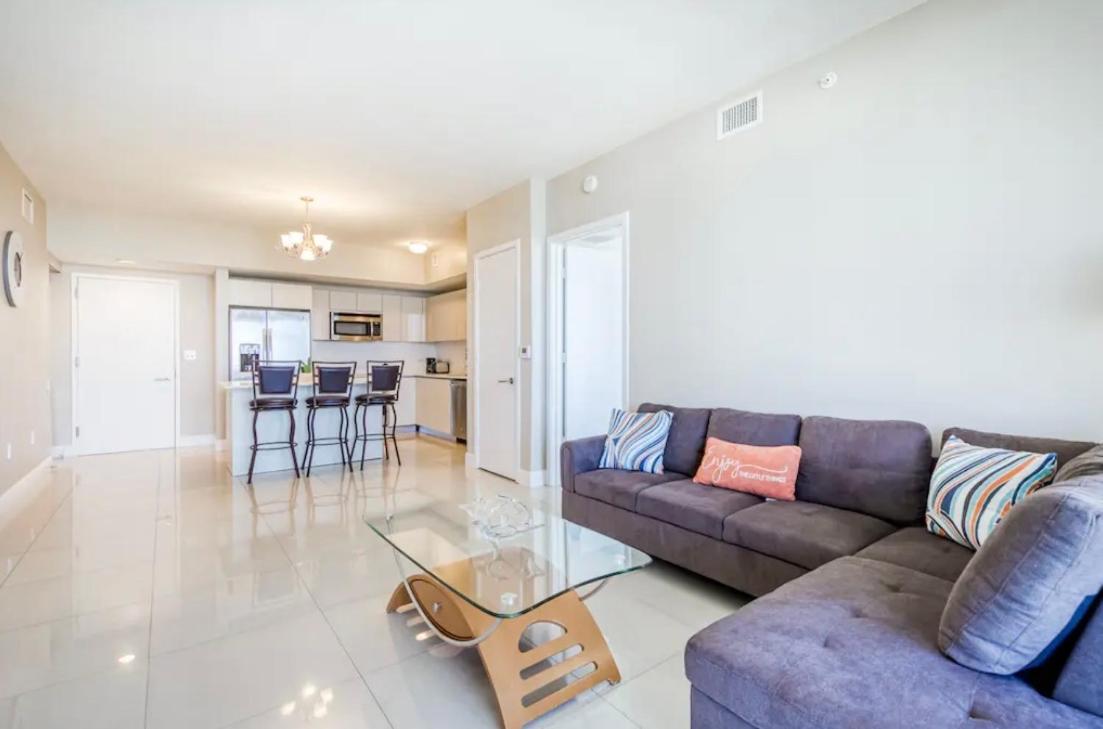 Stunning Penthouse Suite Waterfront 2Bd 2Ba Hallandale Beach Exterior foto